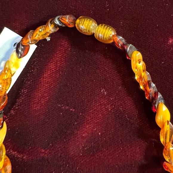 Genuine Baltic Amber Beaded Necklace - Picture 5 of 6